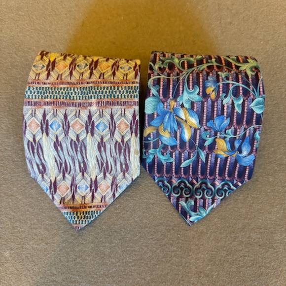 Metropolitan Museum of Art 100% Silk Ties Lot of 2 - Picture 5 of 5
